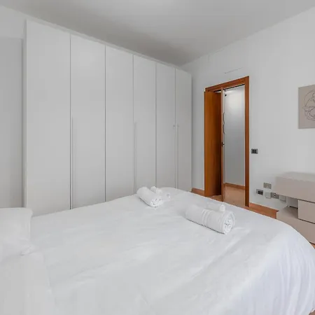 דירה Air Conditioning - Balcony - Quiet