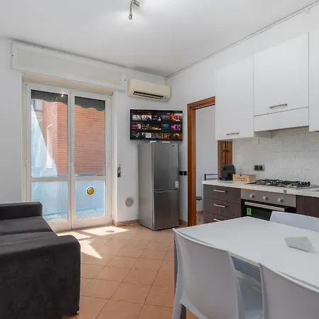 דירה Air Conditioning - Balcony - Quiet